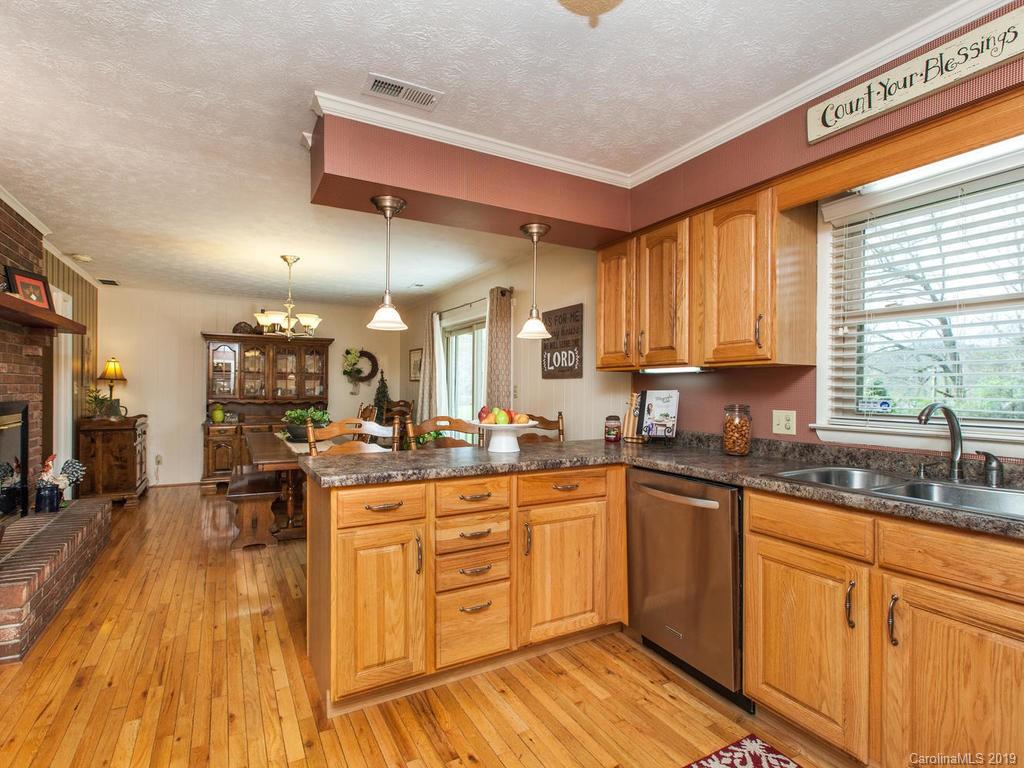 2 Shuford Road Barnardsville NC 28709