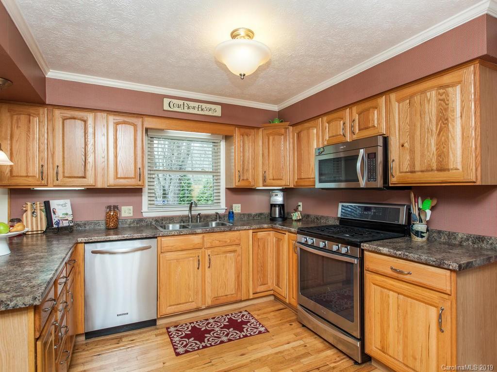 2 Shuford Road Barnardsville NC 28709