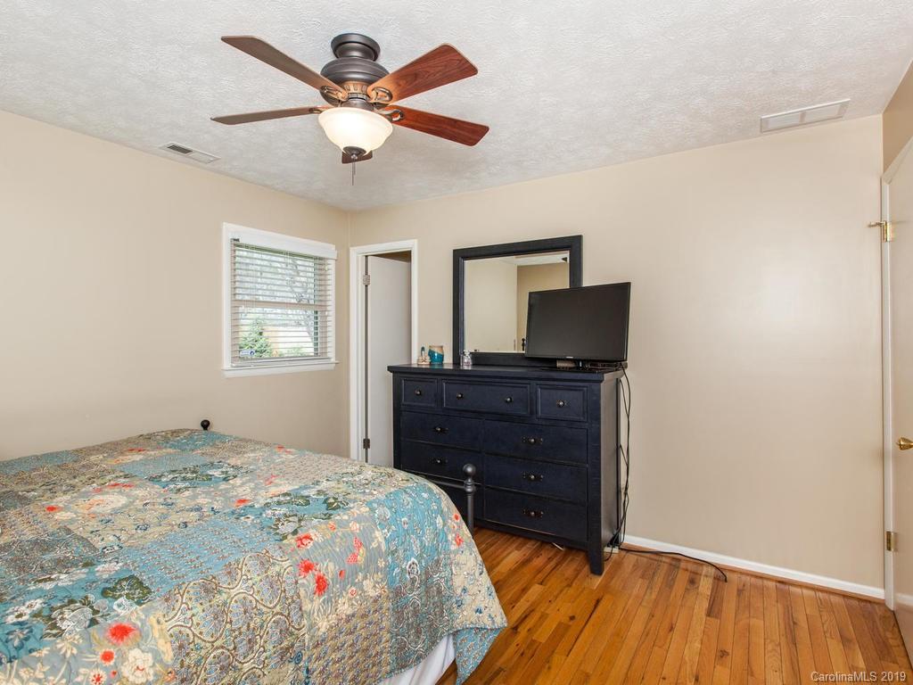 2 Shuford Road Barnardsville NC 28709