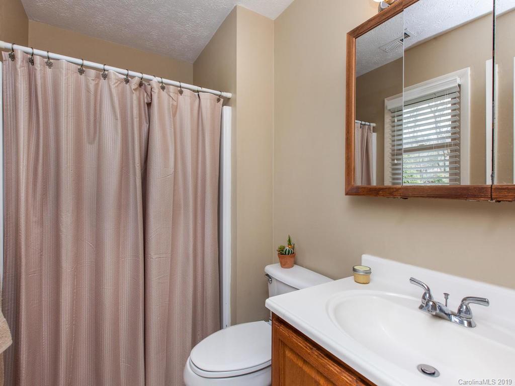 2 Shuford Road Barnardsville NC 28709