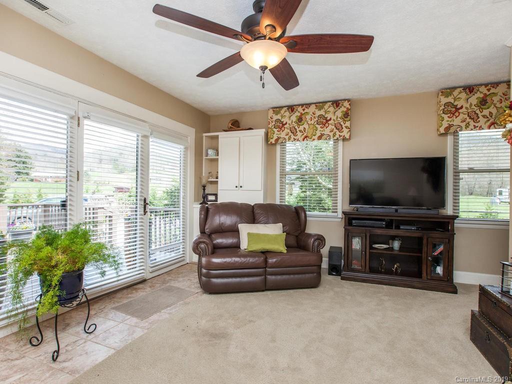 2 Shuford Road Barnardsville NC 28709