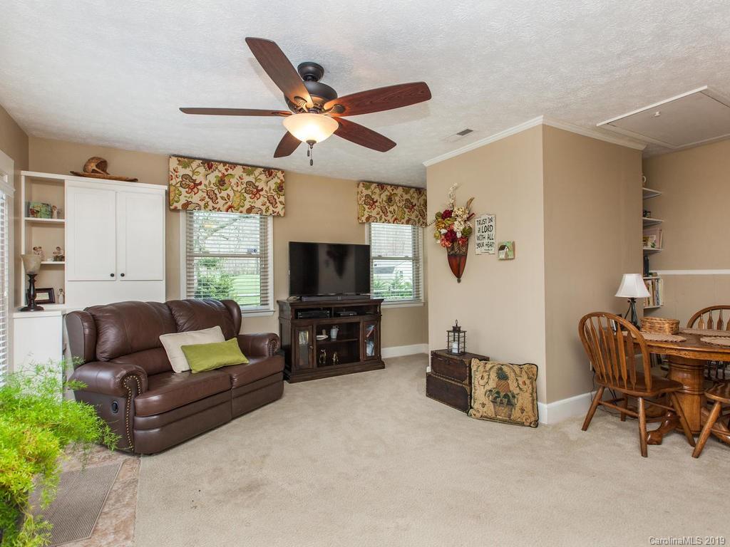 2 Shuford Road Barnardsville NC 28709