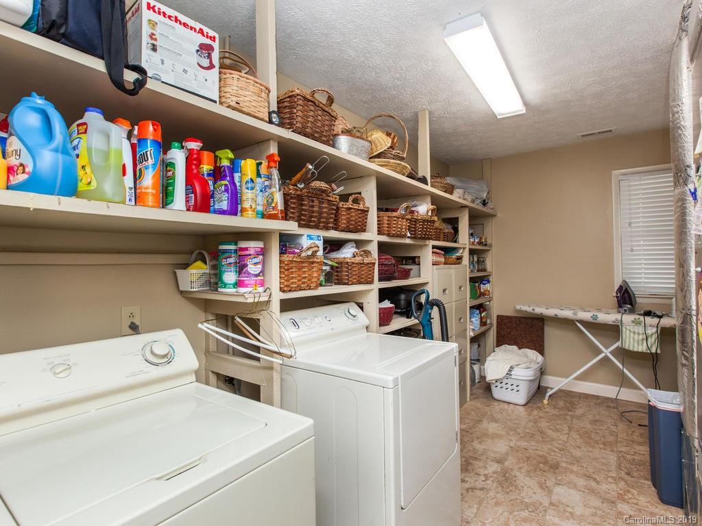 2 Shuford Road Barnardsville NC 28709