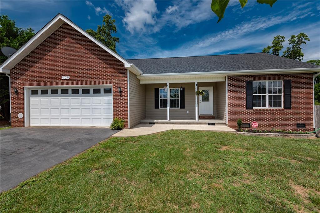 105 Pine Meadows Circle Hickory NC 28601