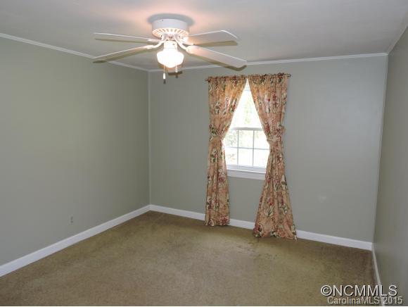 310 Luther Road Candler NC 28715