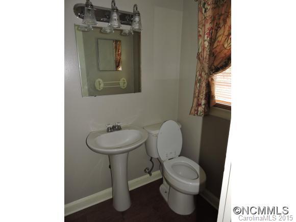 310 Luther Road Candler NC 28715