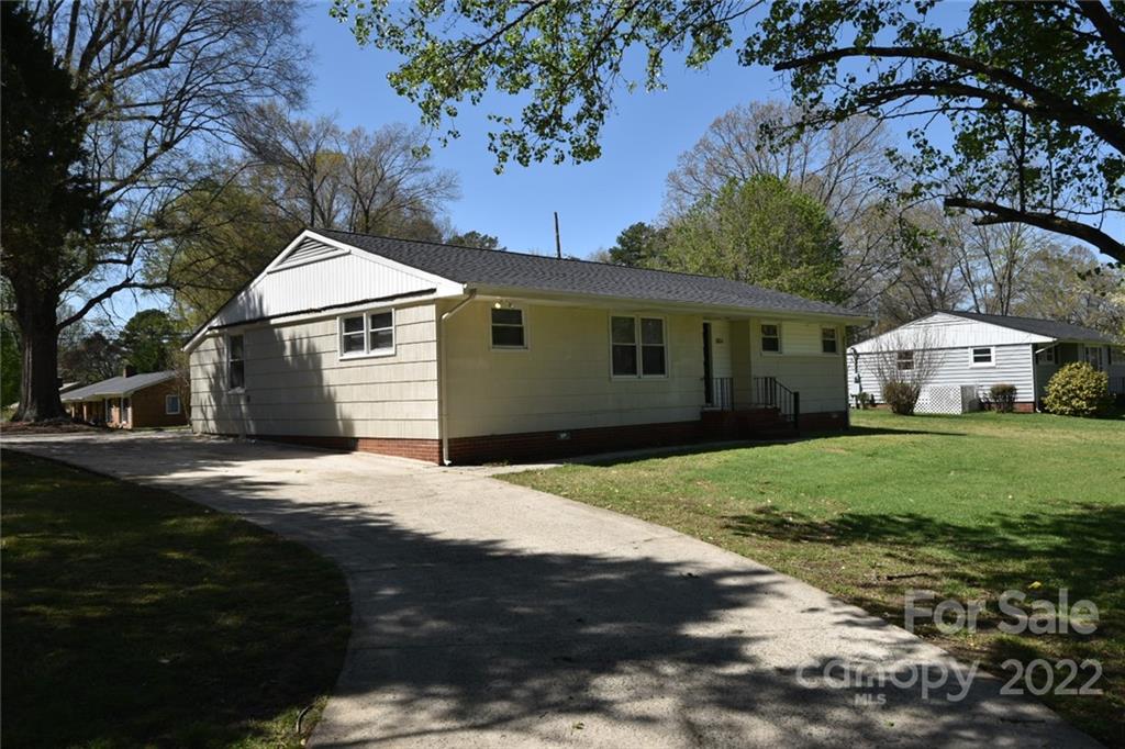 2824 Starnes Road Charlotte NC 28214