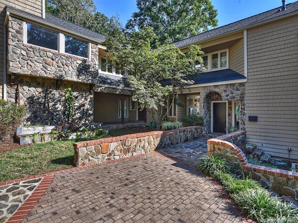 1848 Cavendish Court Charlotte NC 28211
