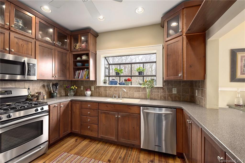 23 Normandy Road Asheville NC 28803