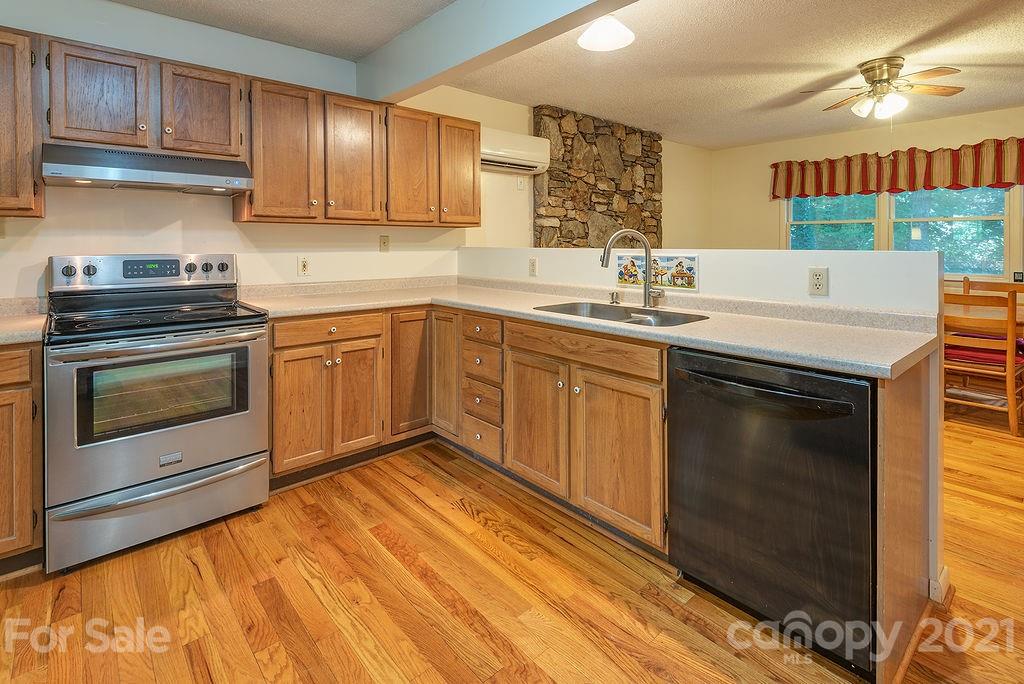 243 Patton Hill Road Swannanoa NC 28778