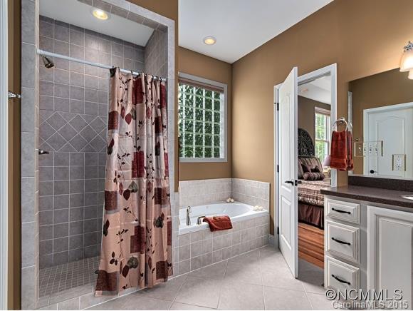 365 Seven Glens Drive Weaverville NC 28787