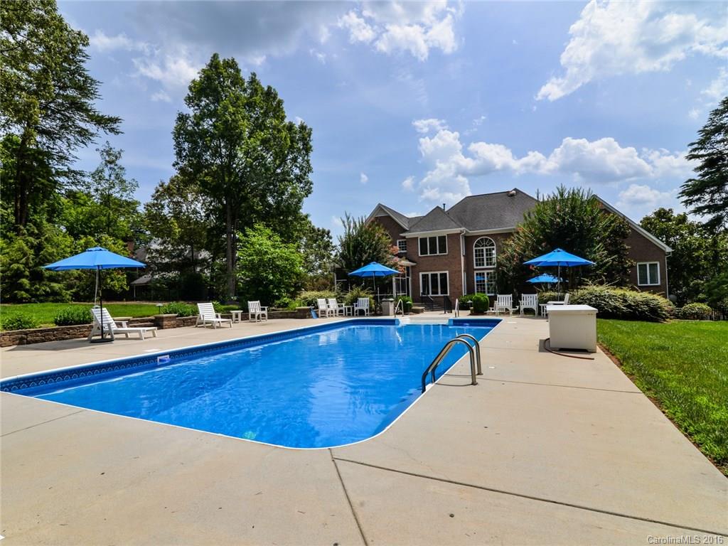 4632 Snow Drive Harrisburg NC 28075
