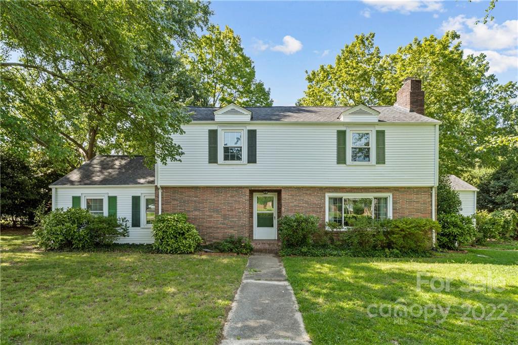 205 11th Avenue NW Hickory NC 28601