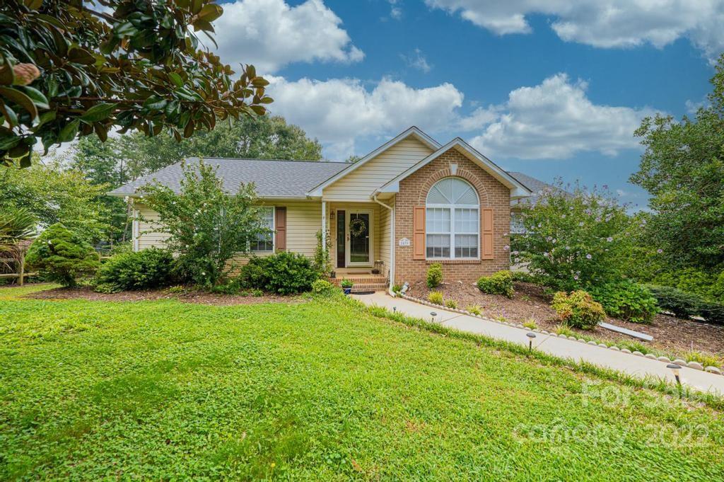 2439 23rd Street Court NE Hickory NC 28601