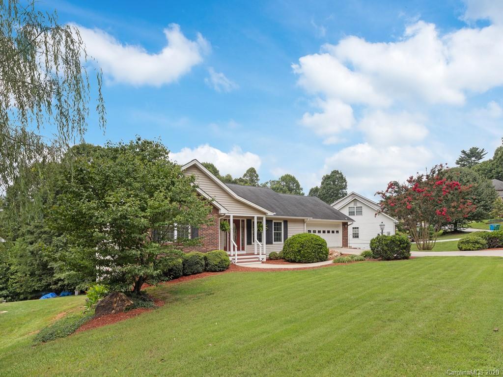 37 Winding Oak Drive Arden NC 28704