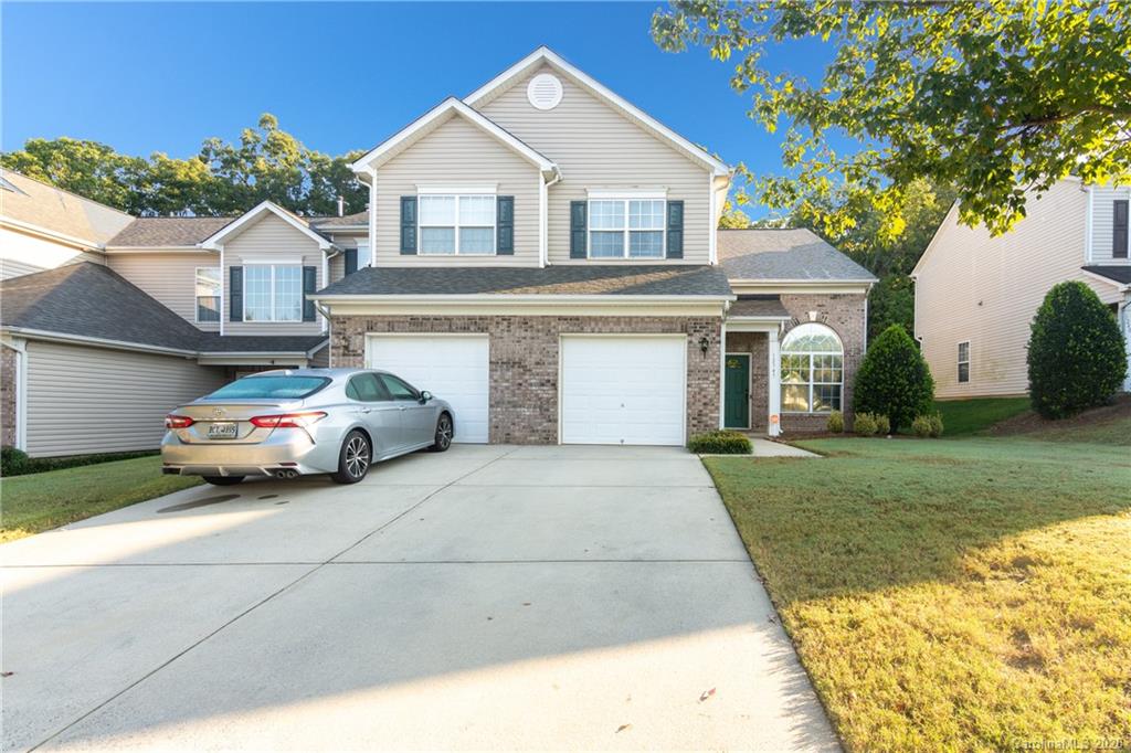 12345 Stratfield Place Circle Pineville NC 28134