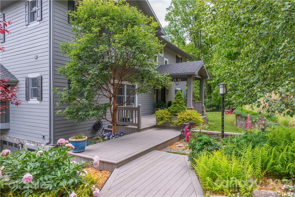 52 Alavista Way Waynesville NC 28786