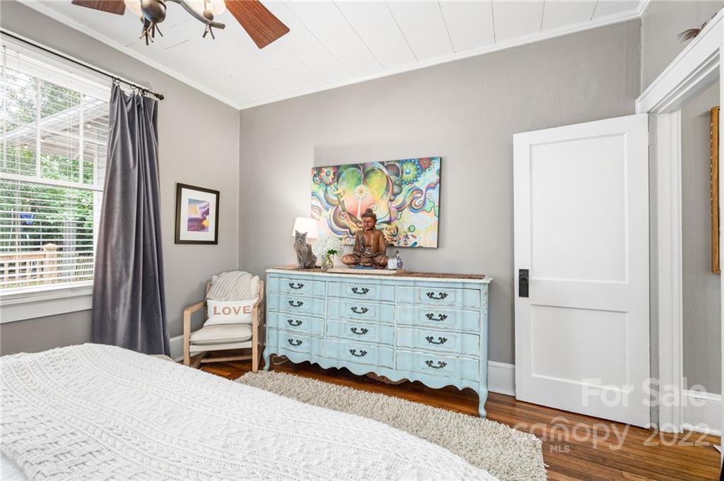 3 Clairmont Avenue Asheville NC 28804