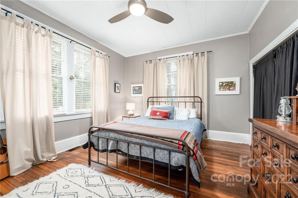 3 Clairmont Avenue Asheville NC 28804