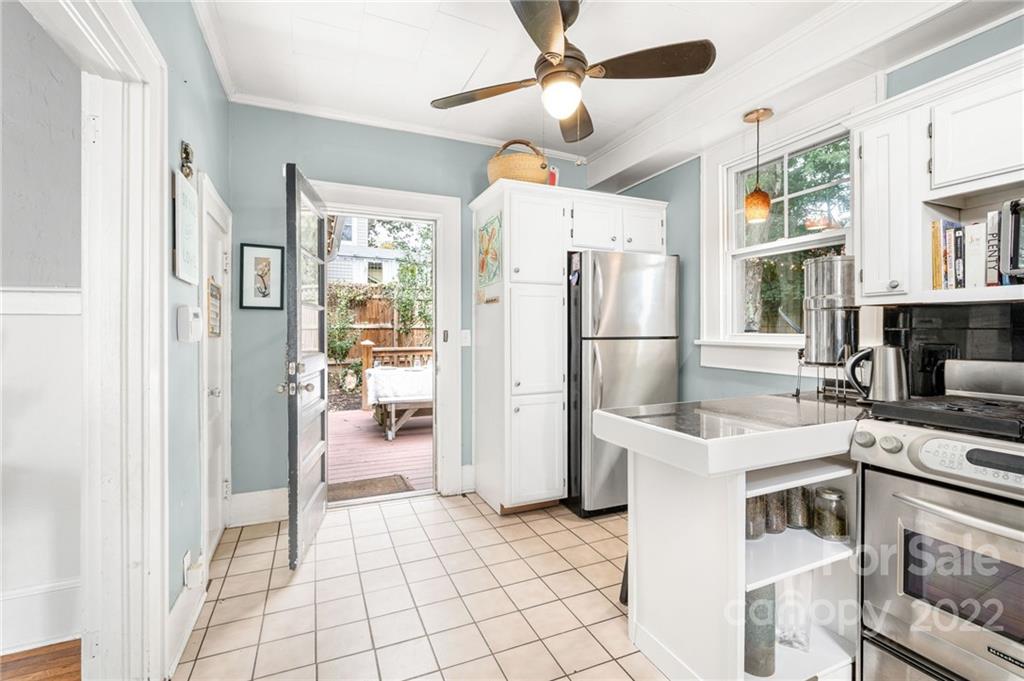 3 Clairmont Avenue Asheville NC 28804