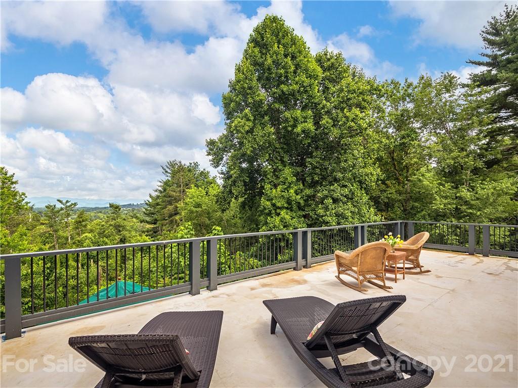 930 Country Club Road Asheville NC 28804