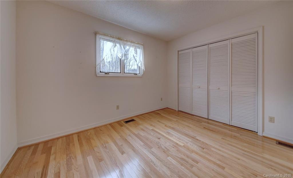 19 Wilkie Way Fletcher NC 28732