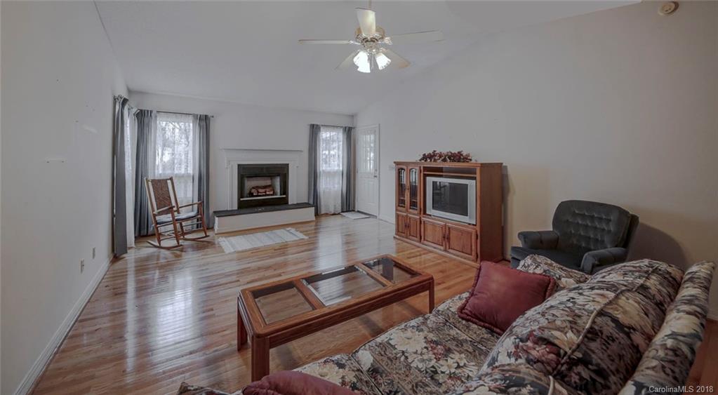 19 Wilkie Way Fletcher NC 28732