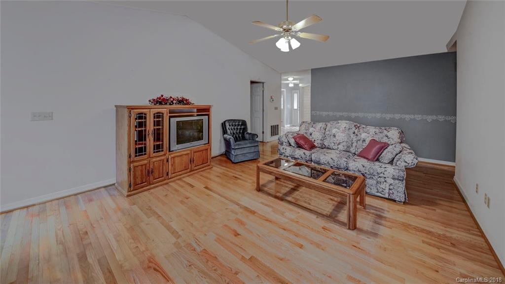 19 Wilkie Way Fletcher NC 28732