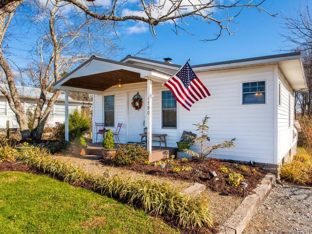 1790 Orchard Road Flat Rock NC 28731