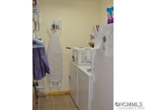 909 Ayers Mountain Road Green Mountain NC 28740