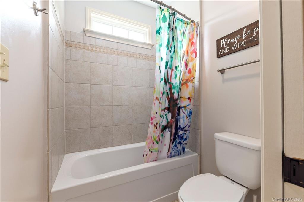 8 Cherry Ridge Lane Weaverville NC 28787