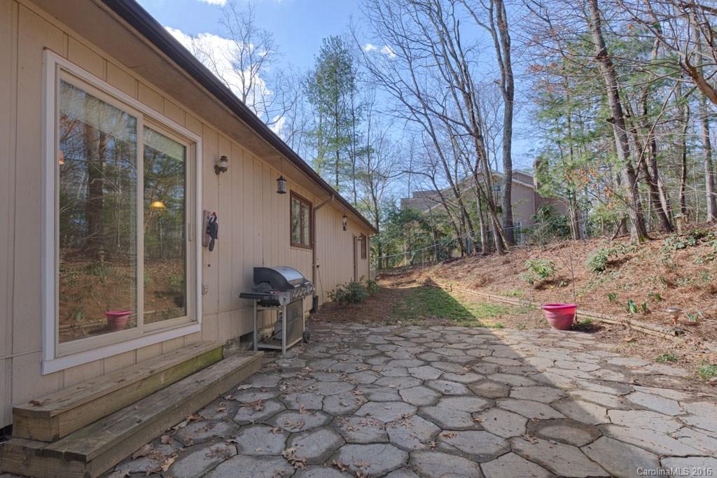 30 Hickory Hills Drive Arden NC 28704