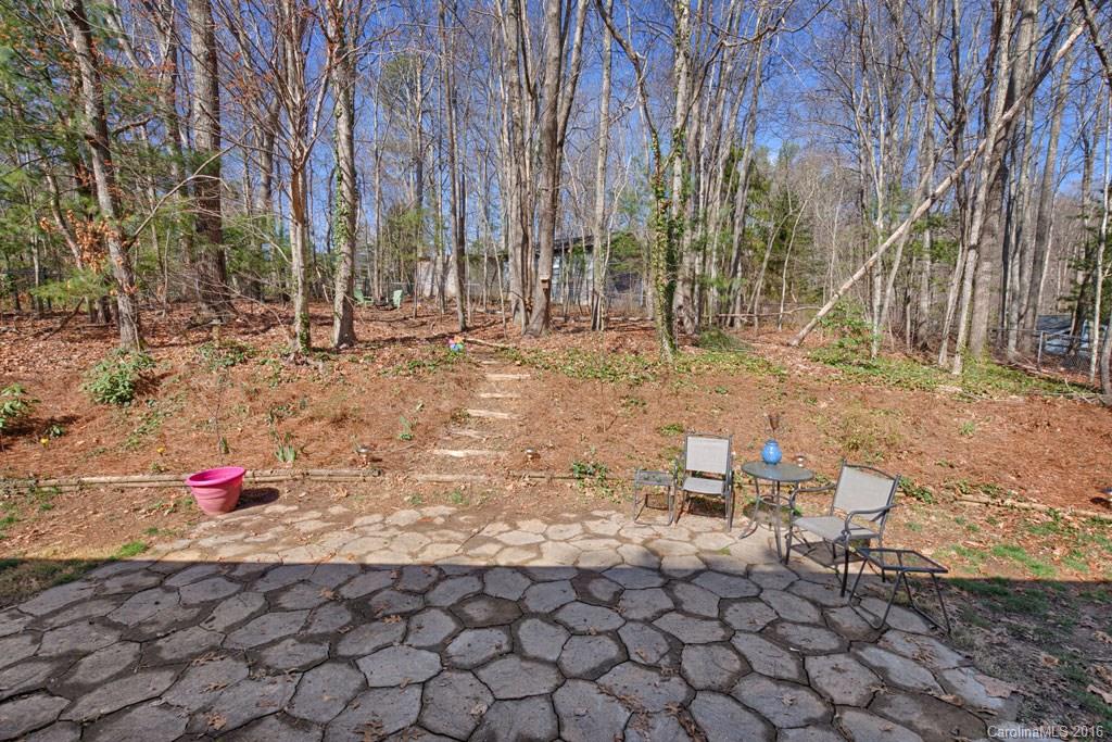 30 Hickory Hills Drive Arden NC 28704