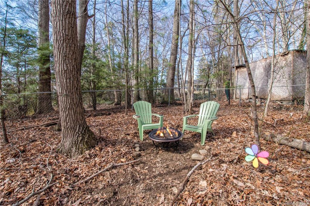 30 Hickory Hills Drive Arden NC 28704