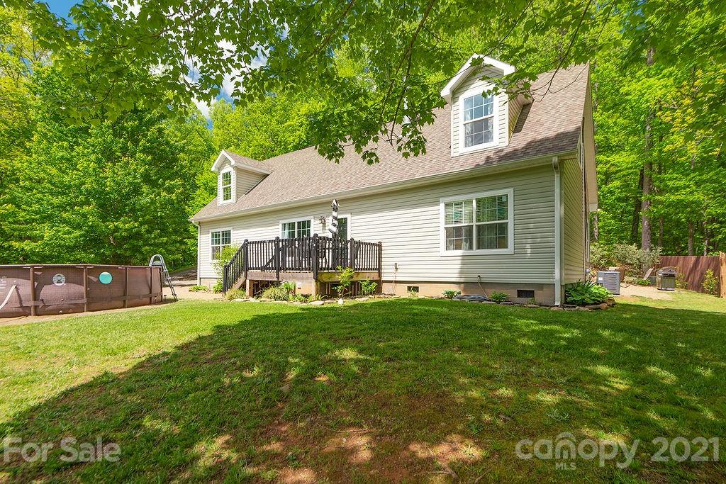30 Boxturtle Road Candler NC 28715