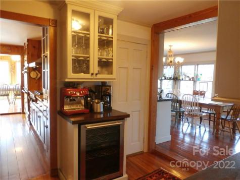 1096 Dale Road Spruce Pine NC 28777