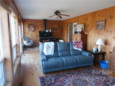1096 Dale Road Spruce Pine NC 28777