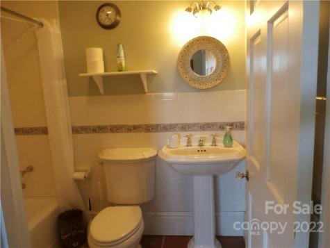 1096 Dale Road Spruce Pine NC 28777