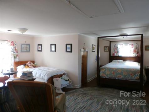 1096 Dale Road Spruce Pine NC 28777