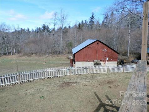 1096 Dale Road Spruce Pine NC 28777