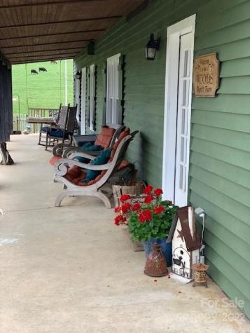 1096 Dale Road Spruce Pine NC 28777