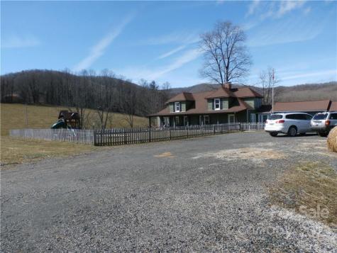 1096 Dale Road Spruce Pine NC 28777