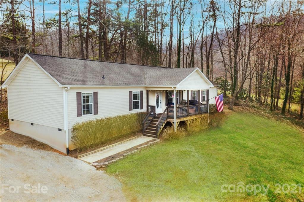 11 Smith Allen Trail Candler NC 28715
