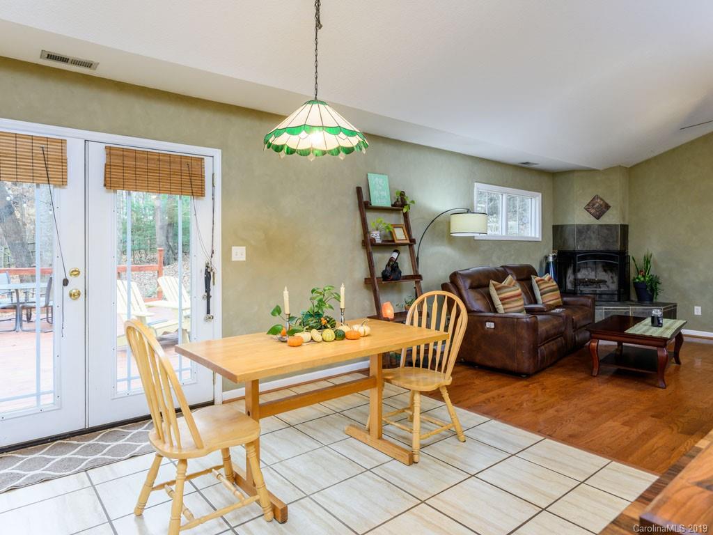 22 Nicola Drive Candler NC 28715
