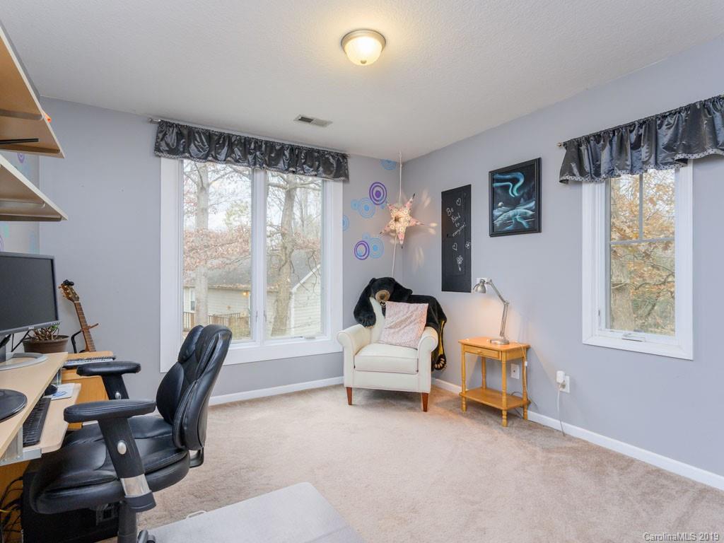 22 Nicola Drive Candler NC 28715