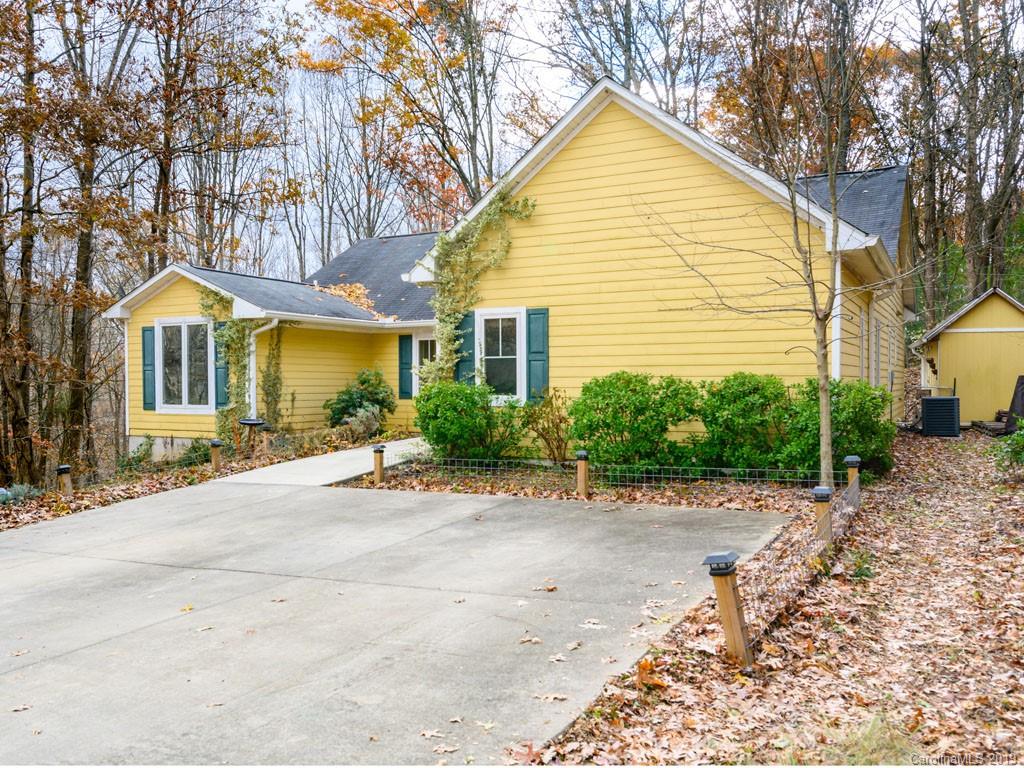 22 Nicola Drive Candler NC 28715