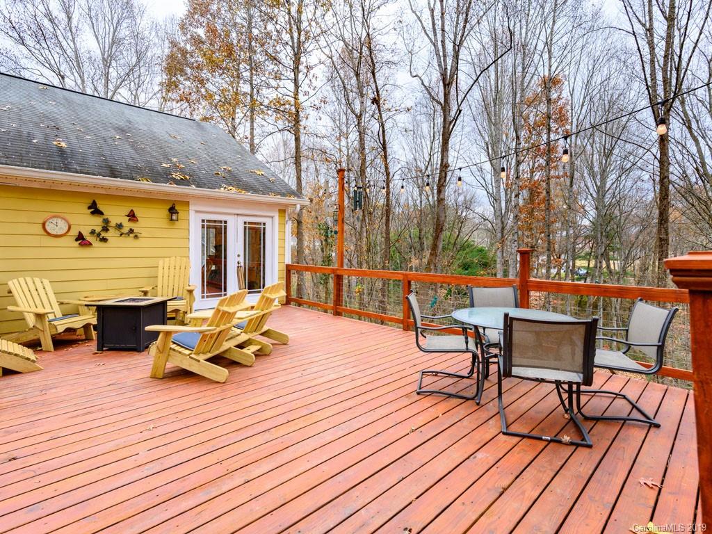 22 Nicola Drive Candler NC 28715