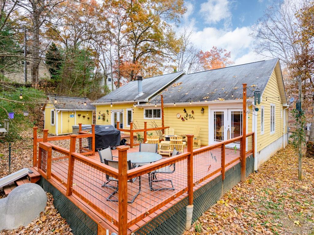 22 Nicola Drive Candler NC 28715
