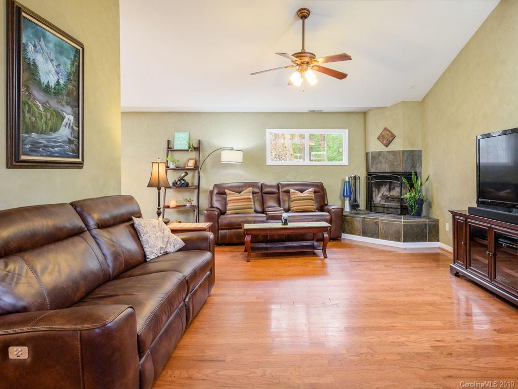 22 Nicola Drive Candler NC 28715