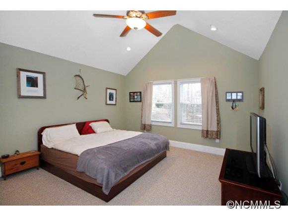14 Avon Avenue Asheville NC 28806